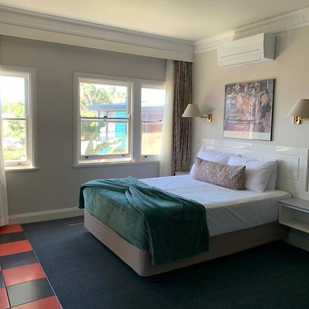 Moruya Monarch Hotel Esterno foto