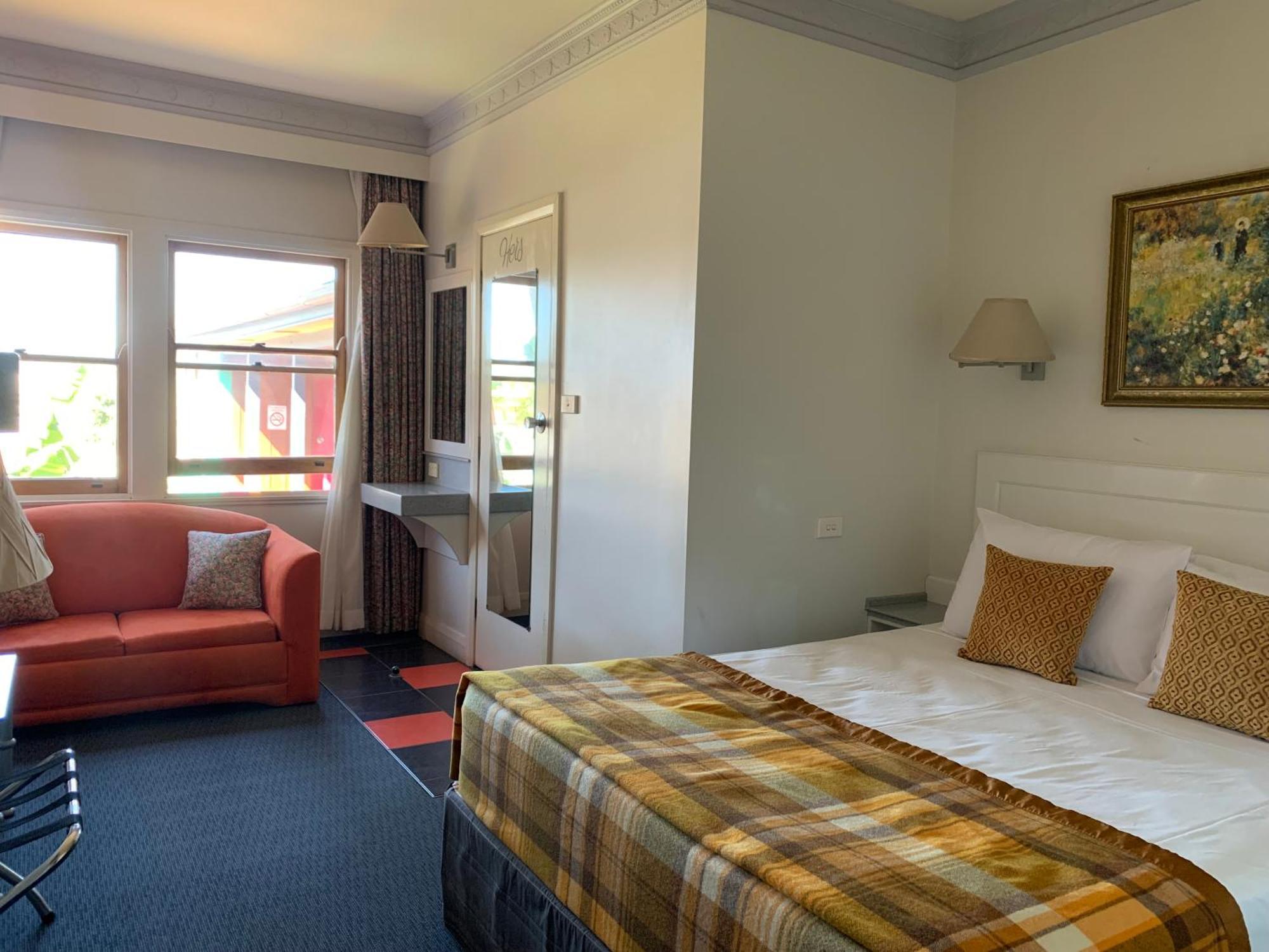 Moruya Monarch Hotel Esterno foto