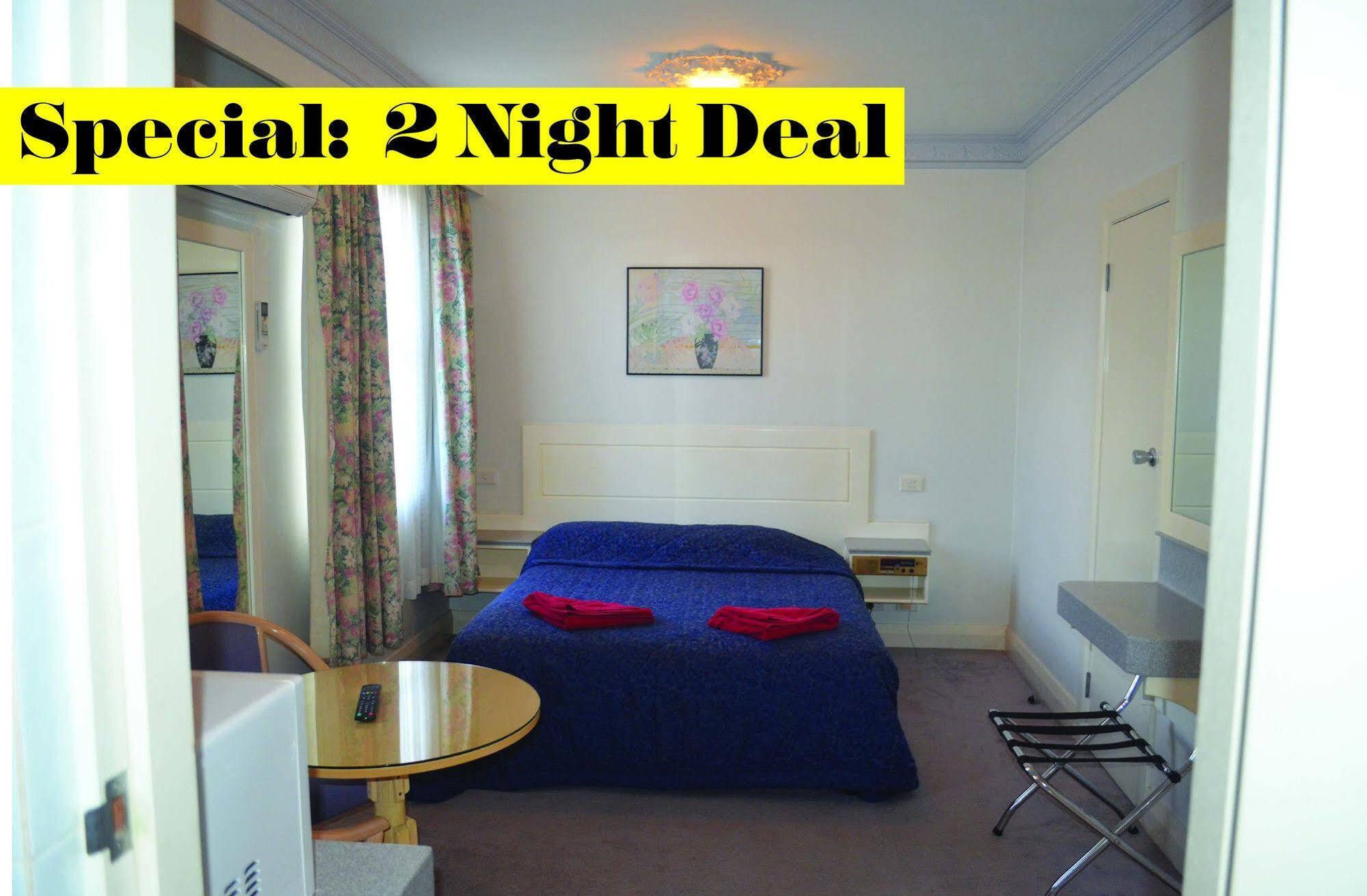 Moruya Monarch Hotel Esterno foto